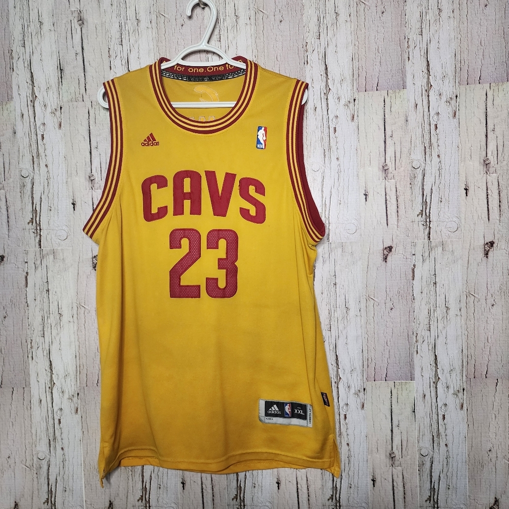 🏀 Adidas Cleveland Cavaliers LeBron James #23 Swingman Jersey – Size XXL (+2 Le